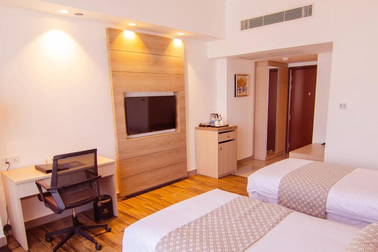 Best Western Sks Chattogram จิตตะกอง ภายนอก รูปภาพ