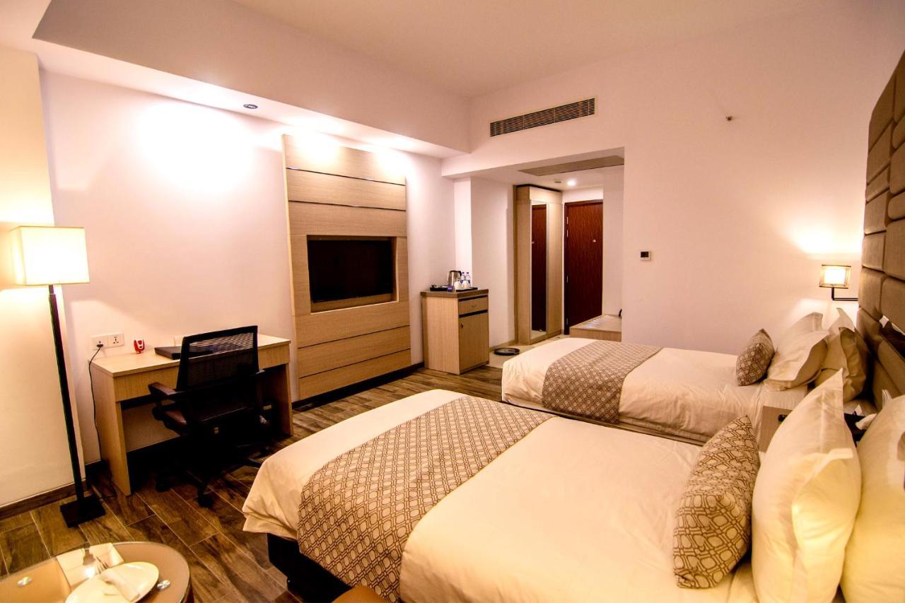Best Western Sks Chattogram จิตตะกอง ภายนอก รูปภาพ