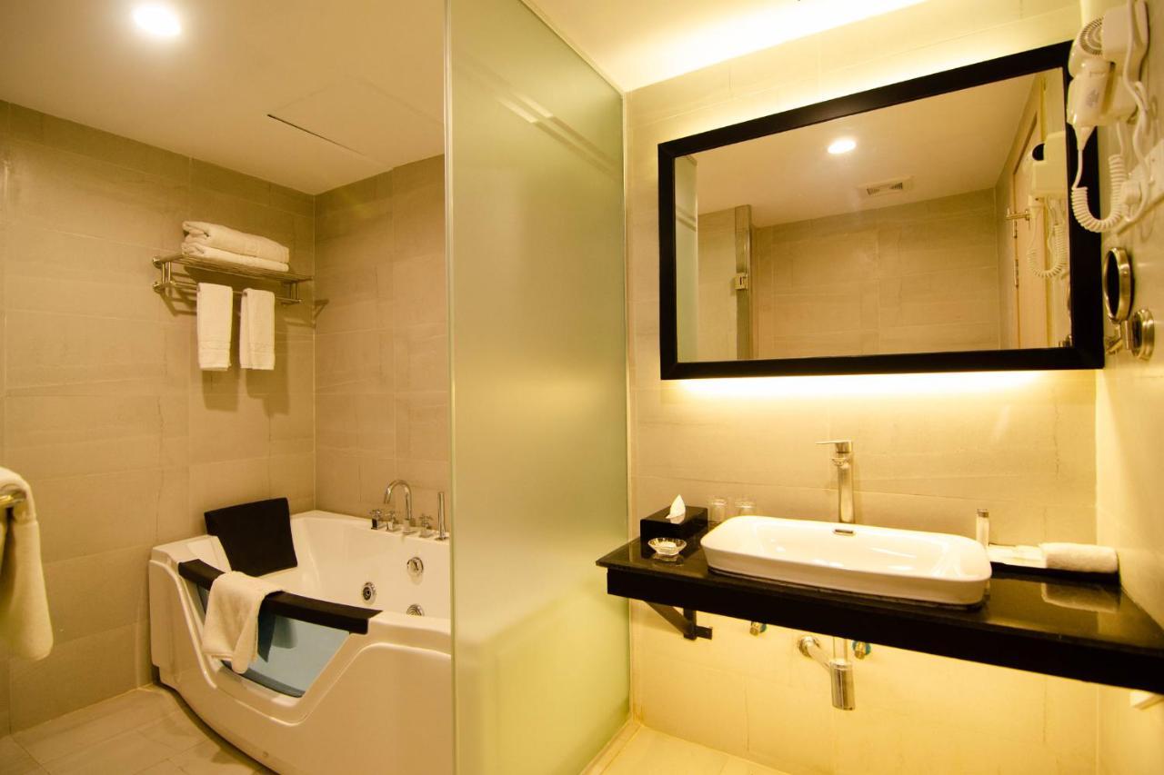 Best Western Sks Chattogram จิตตะกอง ภายนอก รูปภาพ