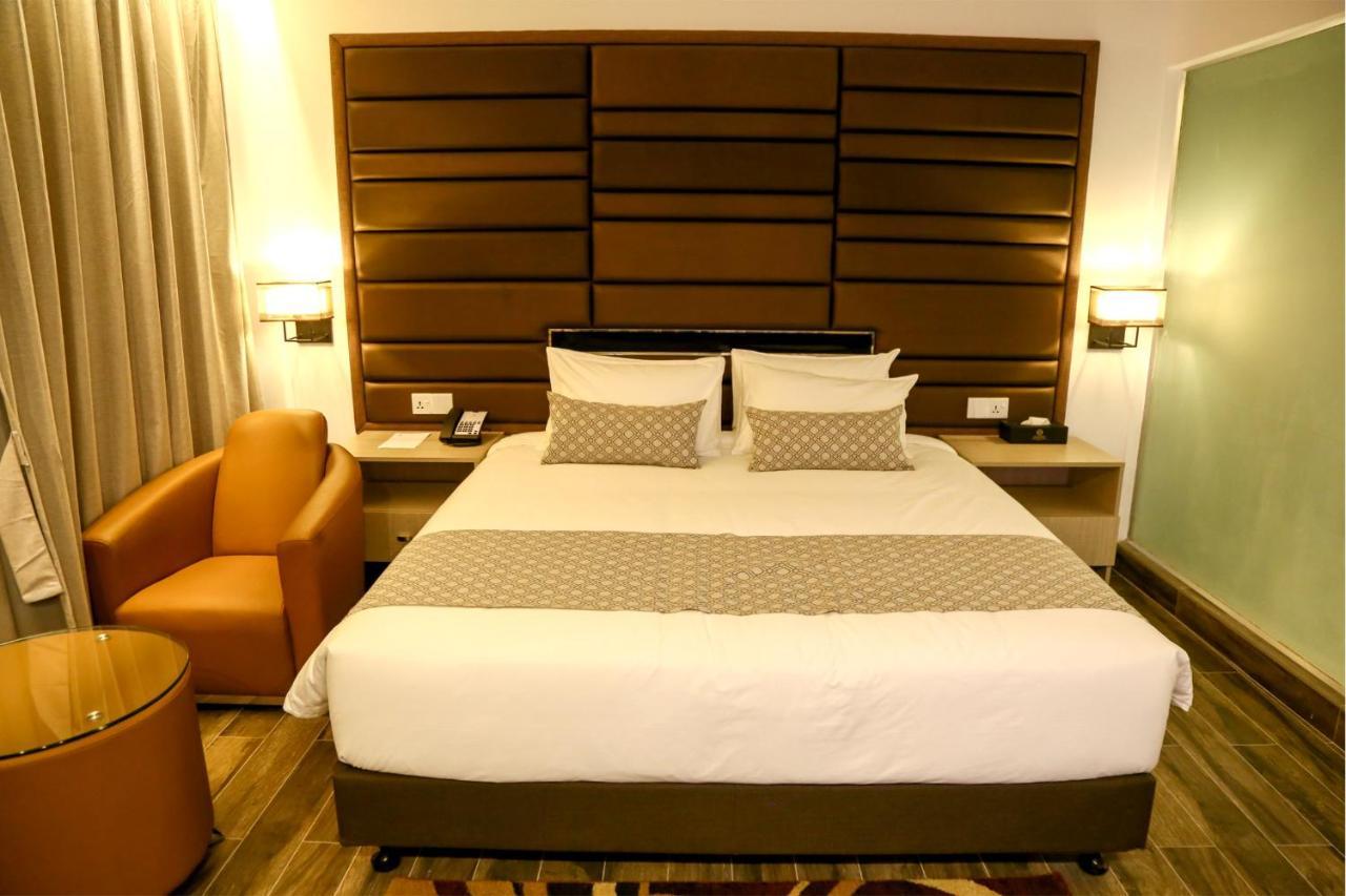Best Western Sks Chattogram จิตตะกอง ภายนอก รูปภาพ
