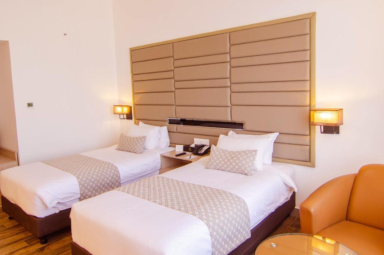 Best Western Sks Chattogram จิตตะกอง ภายนอก รูปภาพ