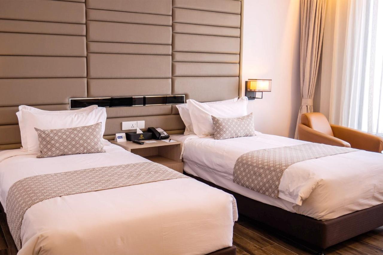Best Western Sks Chattogram จิตตะกอง ภายนอก รูปภาพ