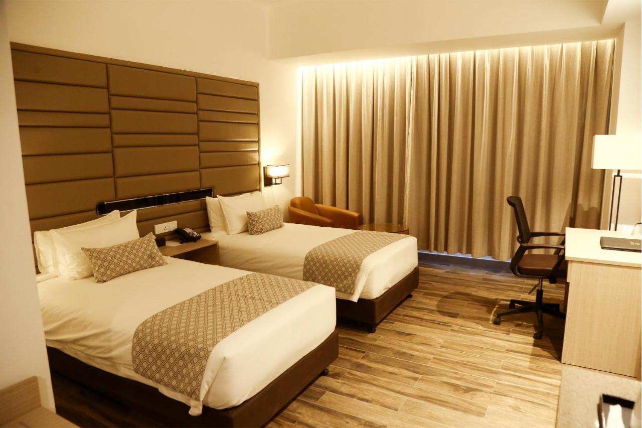 Best Western Sks Chattogram จิตตะกอง ภายนอก รูปภาพ